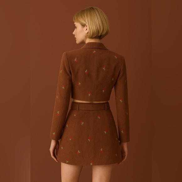 Brown Cropped Blazer and Skirt Set - Picture 2 of 4